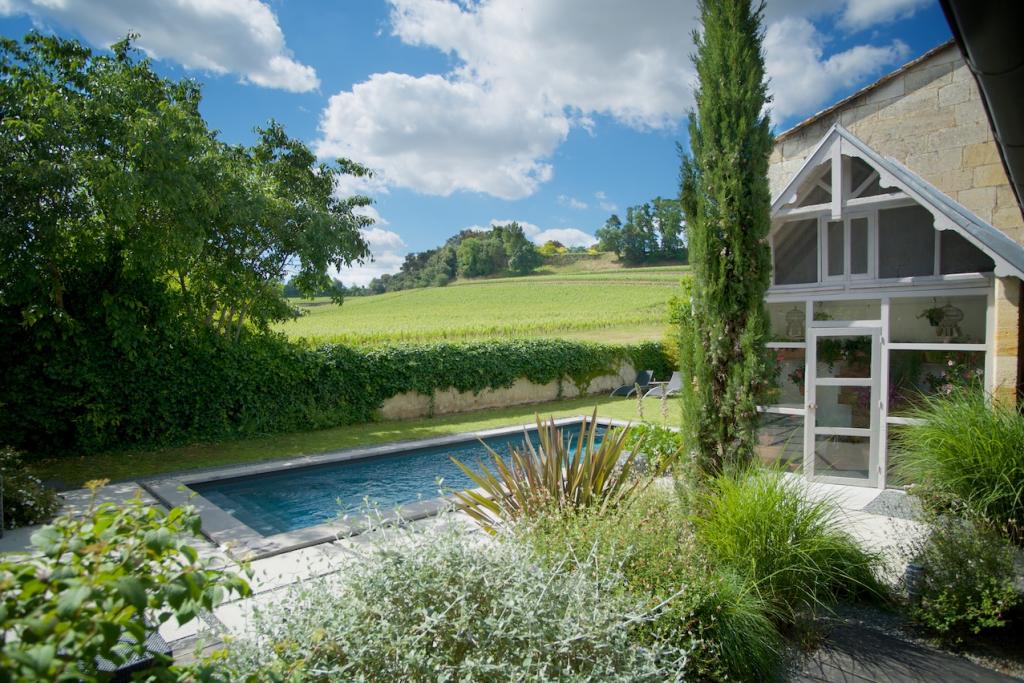 Clos 1906 pool